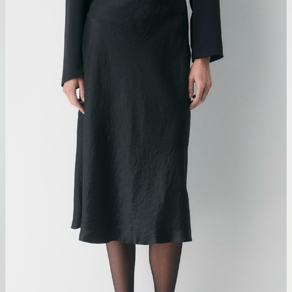 Babaton Aritzia Slip Satin Midi Skirt - Picture 1 of 6